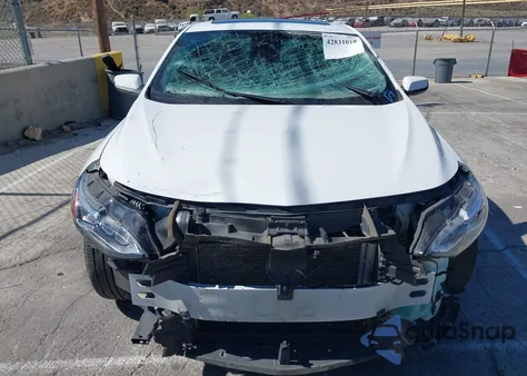 2020 Chevrolet Malibu Fwd Premier z USA, uszkodzony, nr VIN 1G1ZE5SX1LF150970